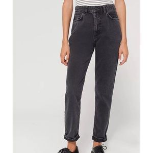 BDG Urban Outfitters Mom Jeans size 26